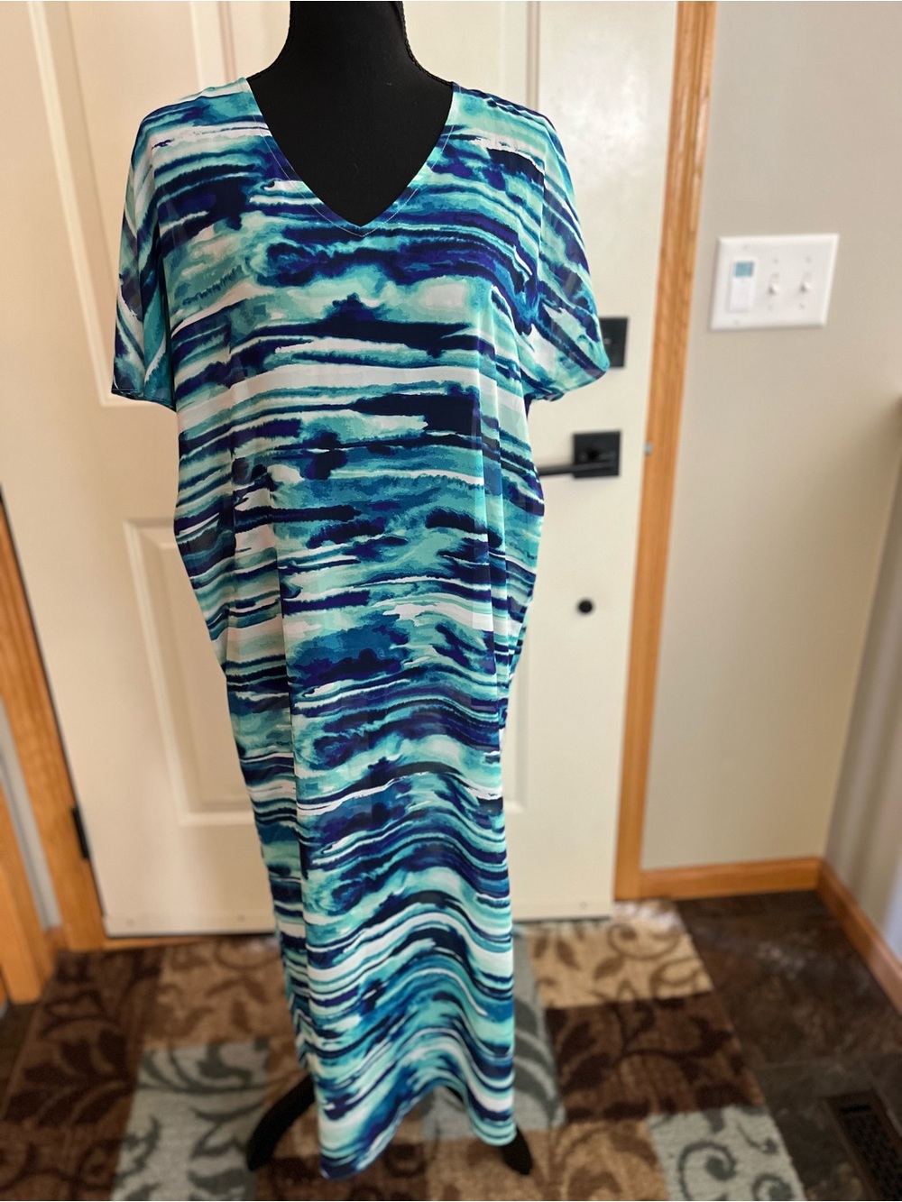 Soma caftan flowy swim cover up lined in water stripe in peacock blues/jade. XS